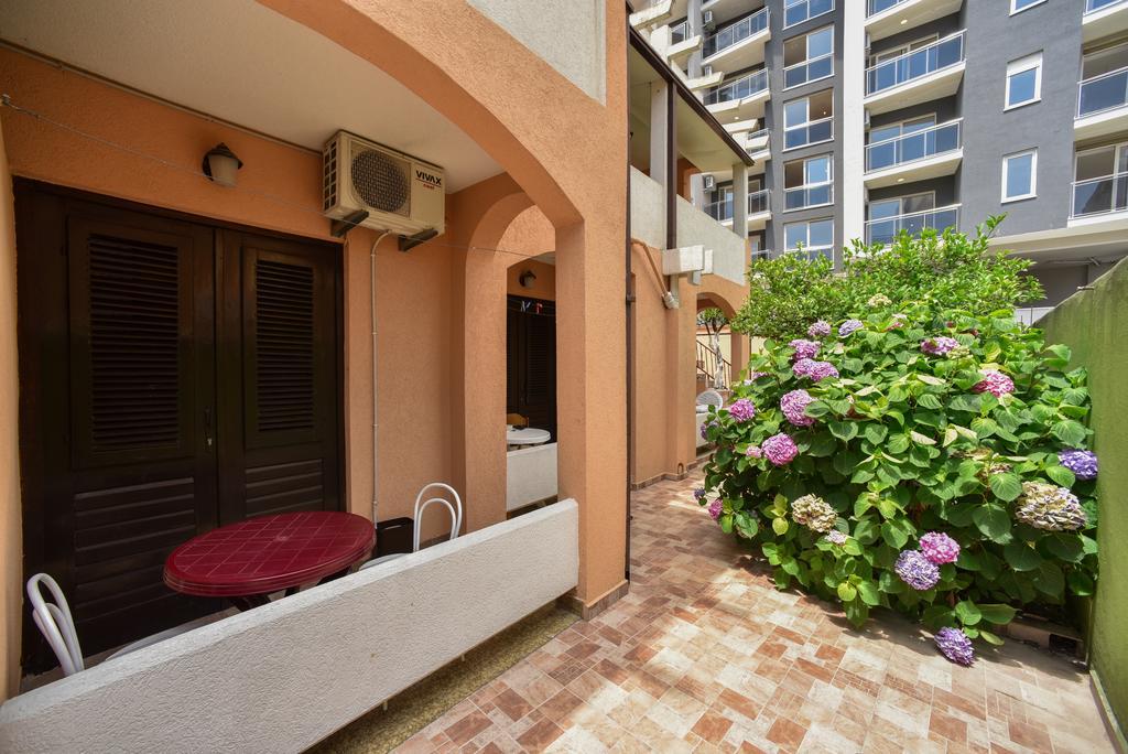 Mg Apartments And Rooms Будва Экстерьер фото